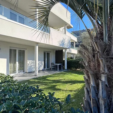 Oleeva Apartment